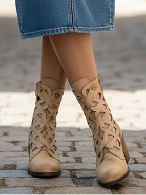 Sundance Vera Cruz Cutout Back Zip Up Leather Ankle Boots